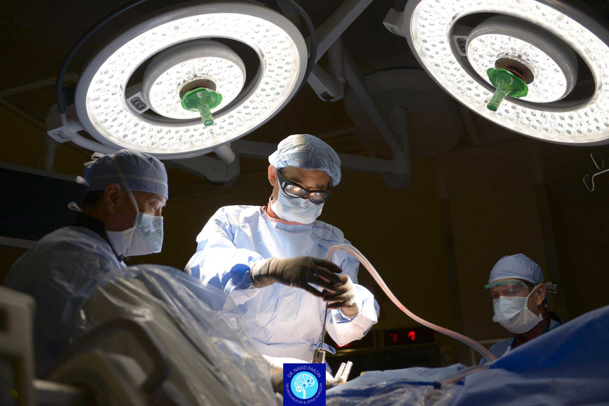 جراحی کم‌تهاجمی مغز و نخاع چیست؟